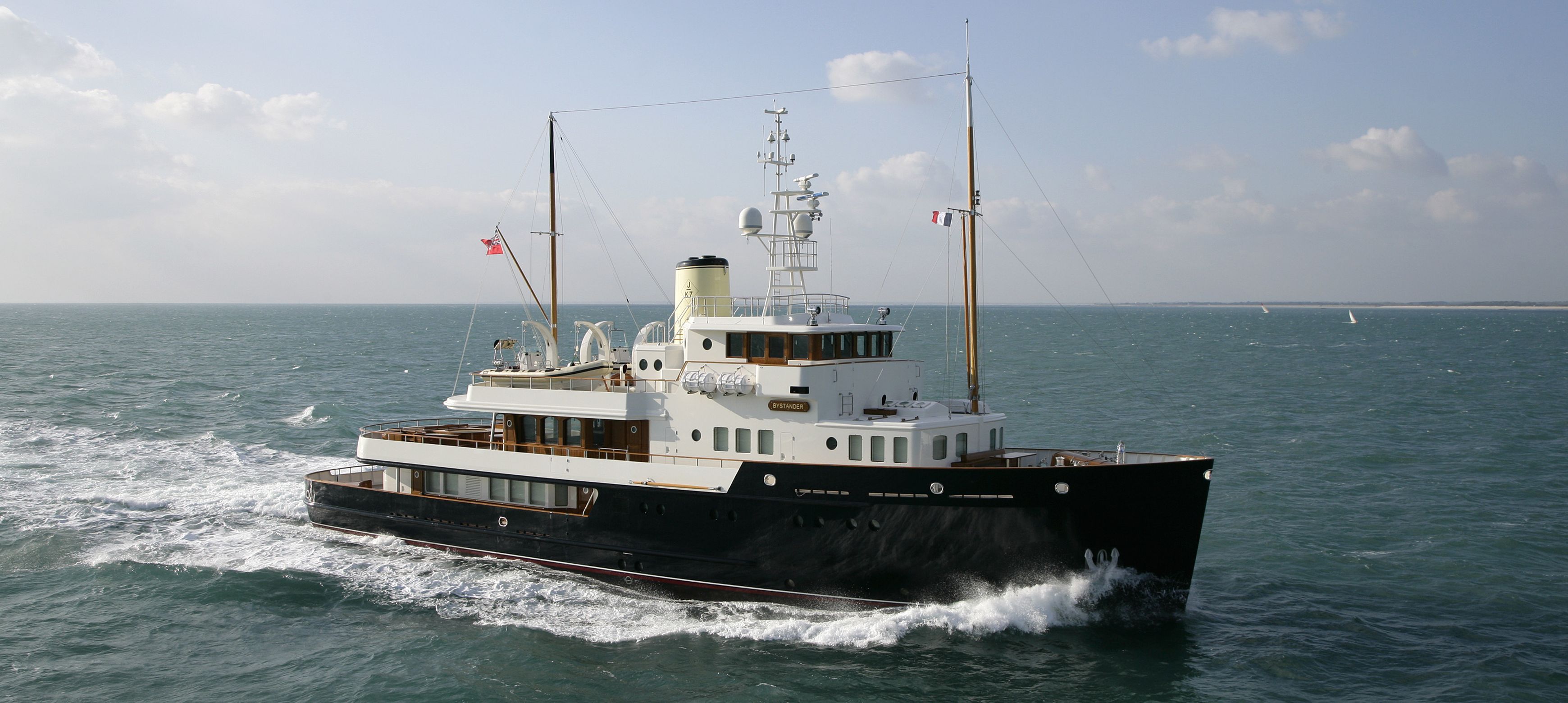 velsheda yacht interior